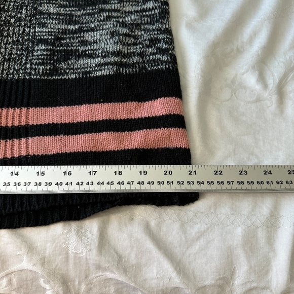 Poof Women's Black + White Open Front Long Sleeve Cardigan Sweater Size Large - Picture 9 of 12